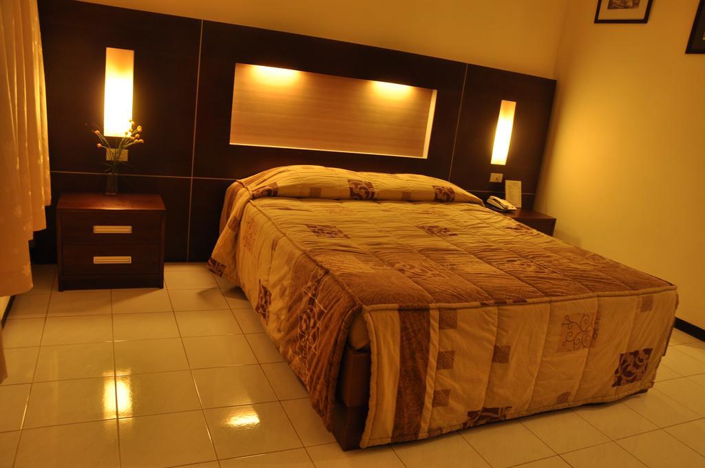 Hotel Wisanti 日惹 外观 照片