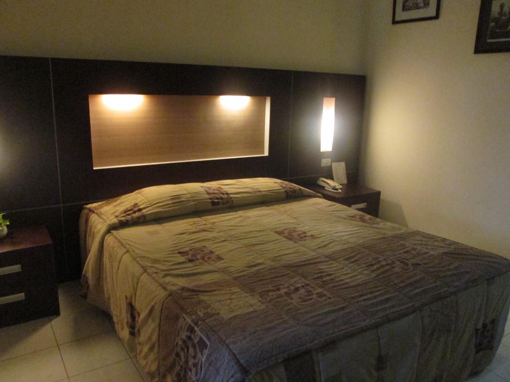 Hotel Wisanti 日惹 外观 照片