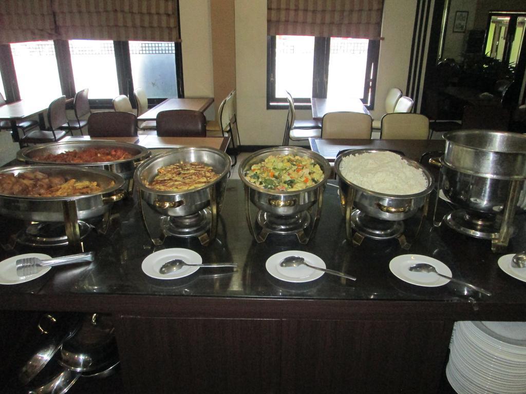 Hotel Wisanti 日惹 外观 照片
