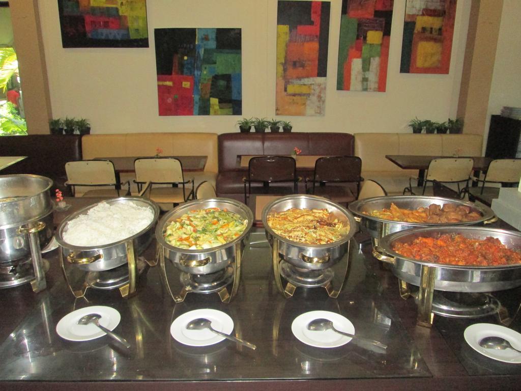 Hotel Wisanti 日惹 外观 照片